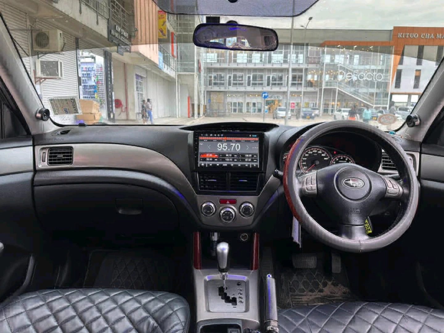 Subaru Forester SUV 2008 (1990 CC) Inauzwa thumbnail 6