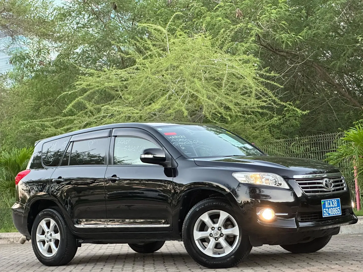 Toyota Vanguard 2012 thumbnail 2