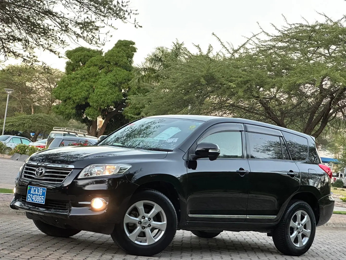 Toyota Vanguard 2012 thumbnail 8