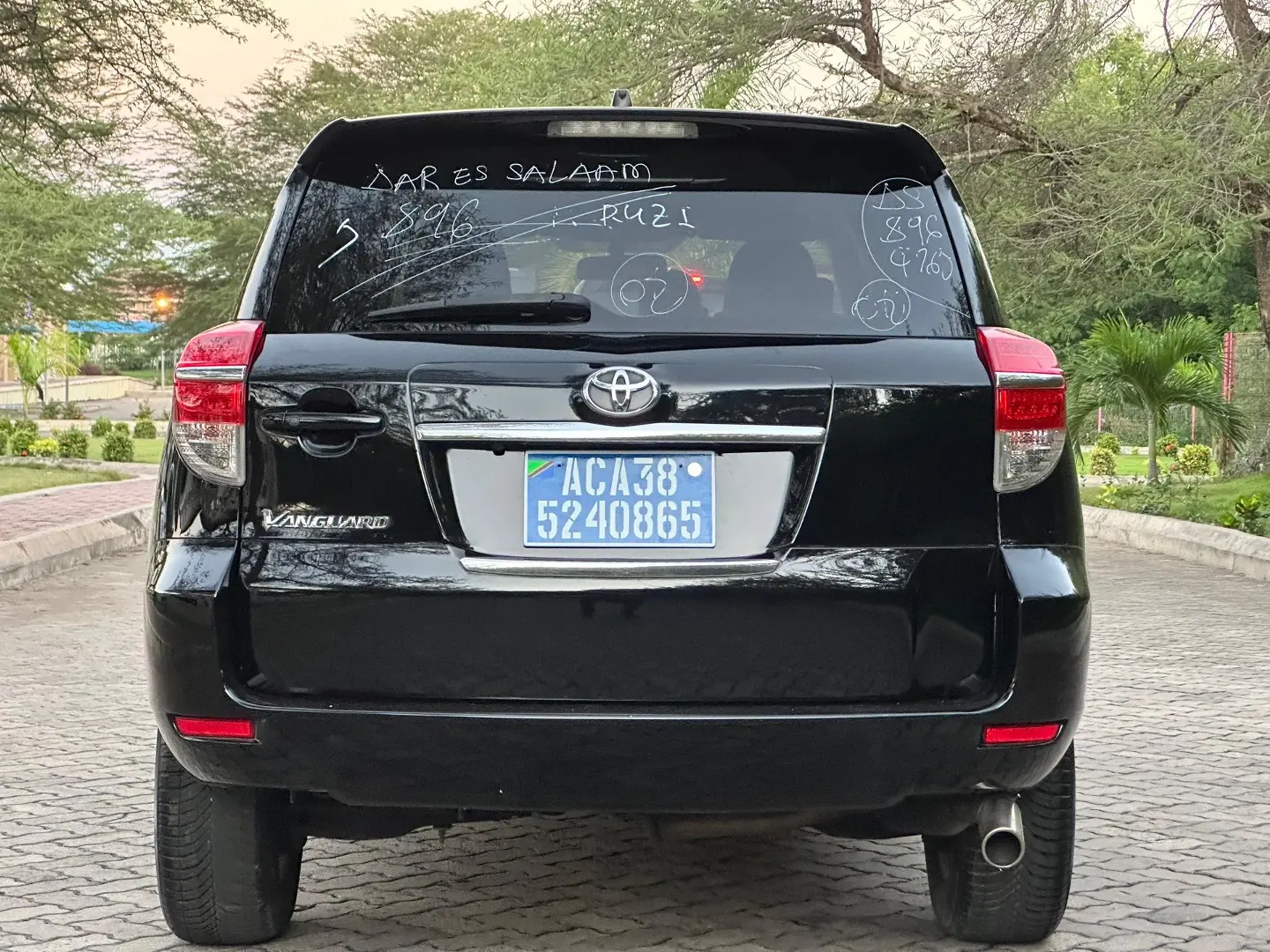 Toyota Vanguard 2012 thumbnail 9
