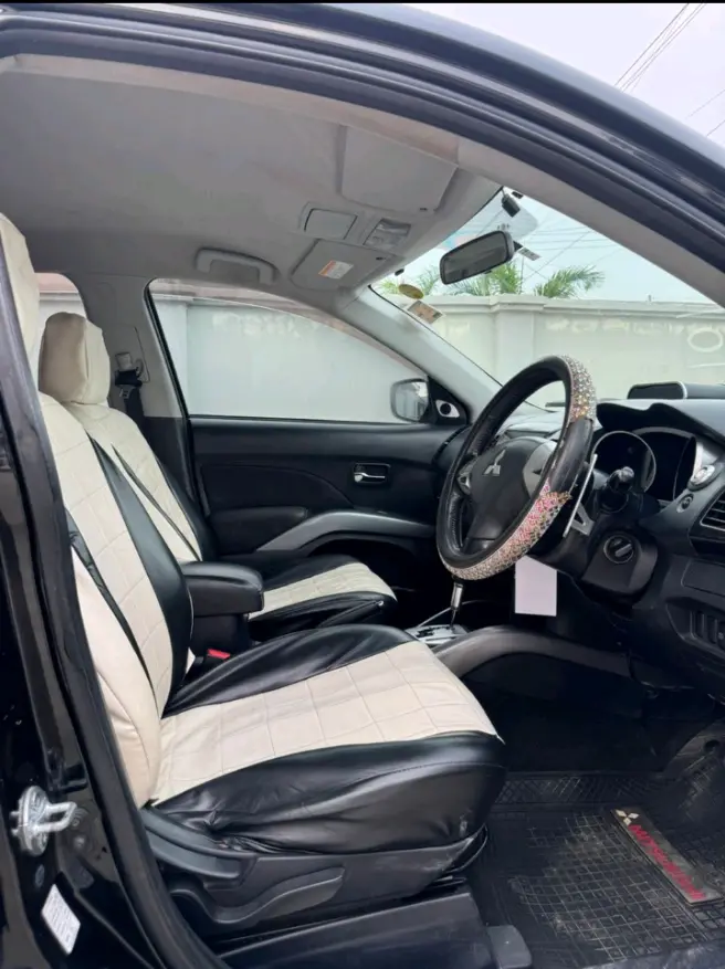 2008 Mitsubishi Outlander EAX, 7 Seater