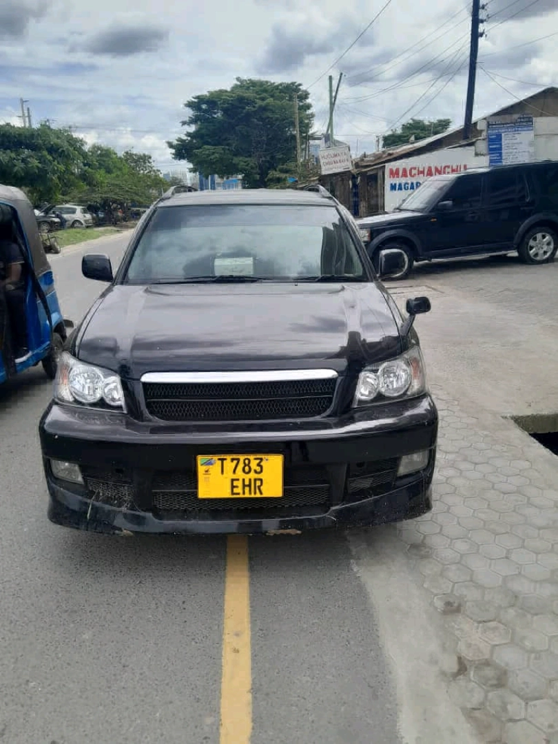 Toyota Kluger EHR 2002 Inauzwa