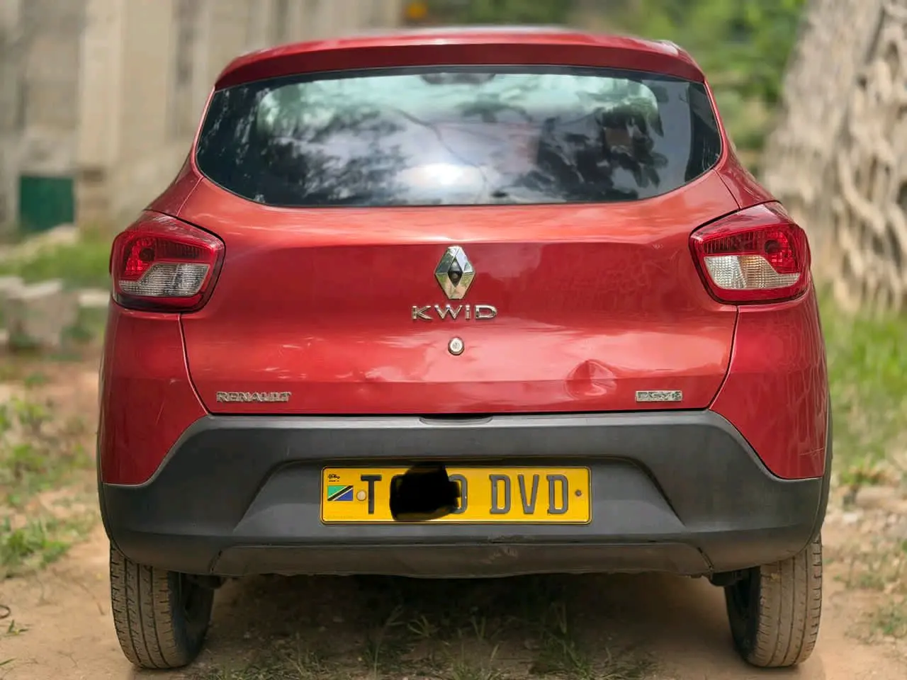 Renault Sedan 2020 Red for Sale thumbnail 2