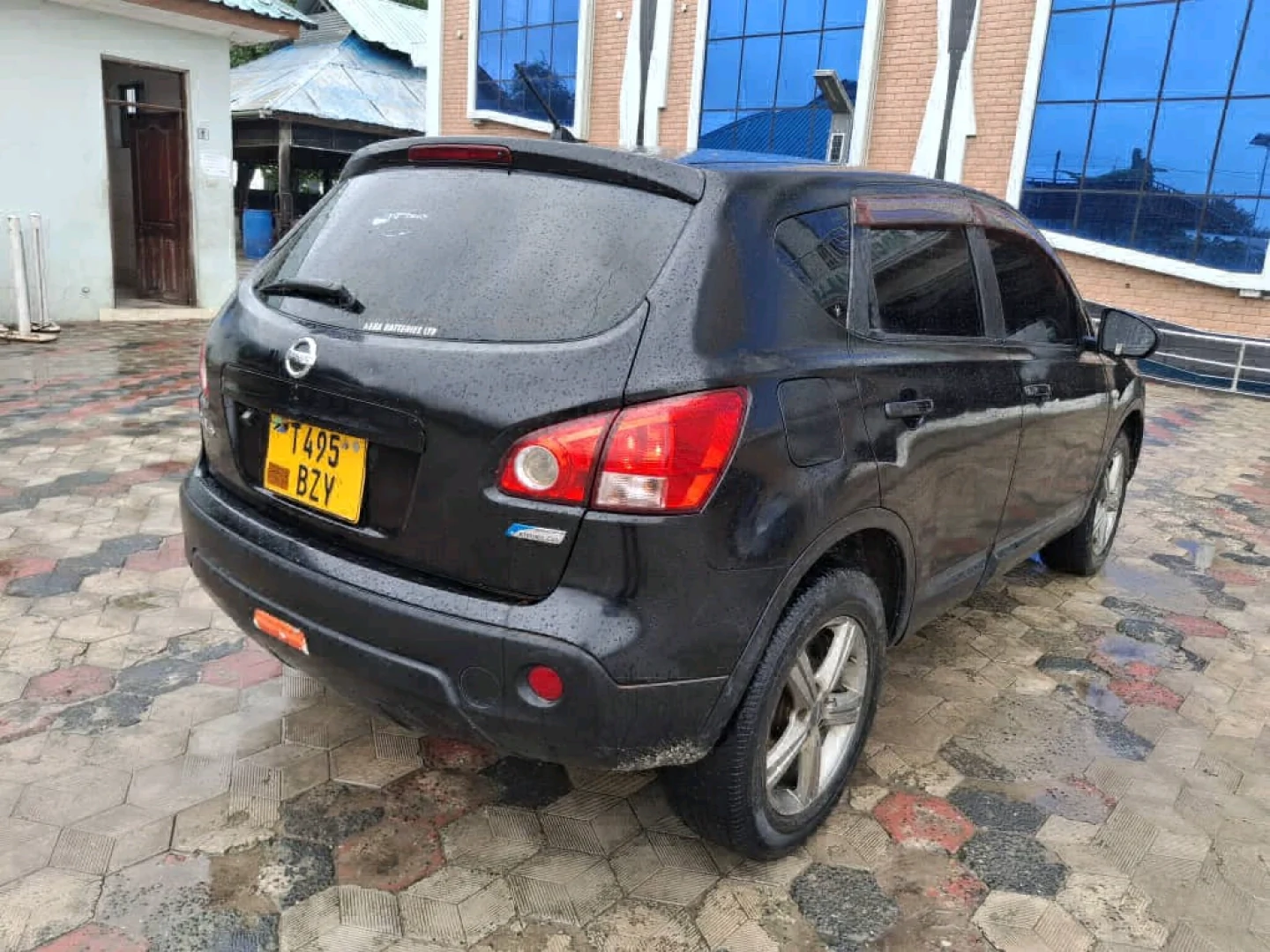 Nissan Dualis 2008 SUV - 1990 CC thumbnail 5