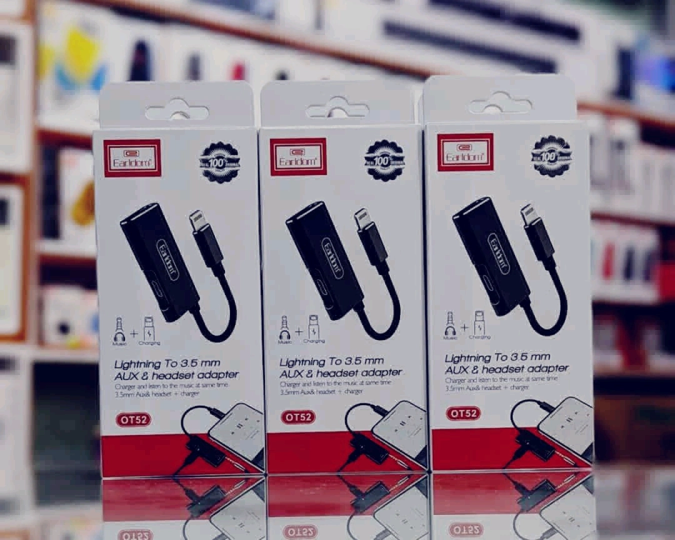 Earldom ET-OT52 2-in-1 Lightning to AUX Adapter (60W Fast Charging)