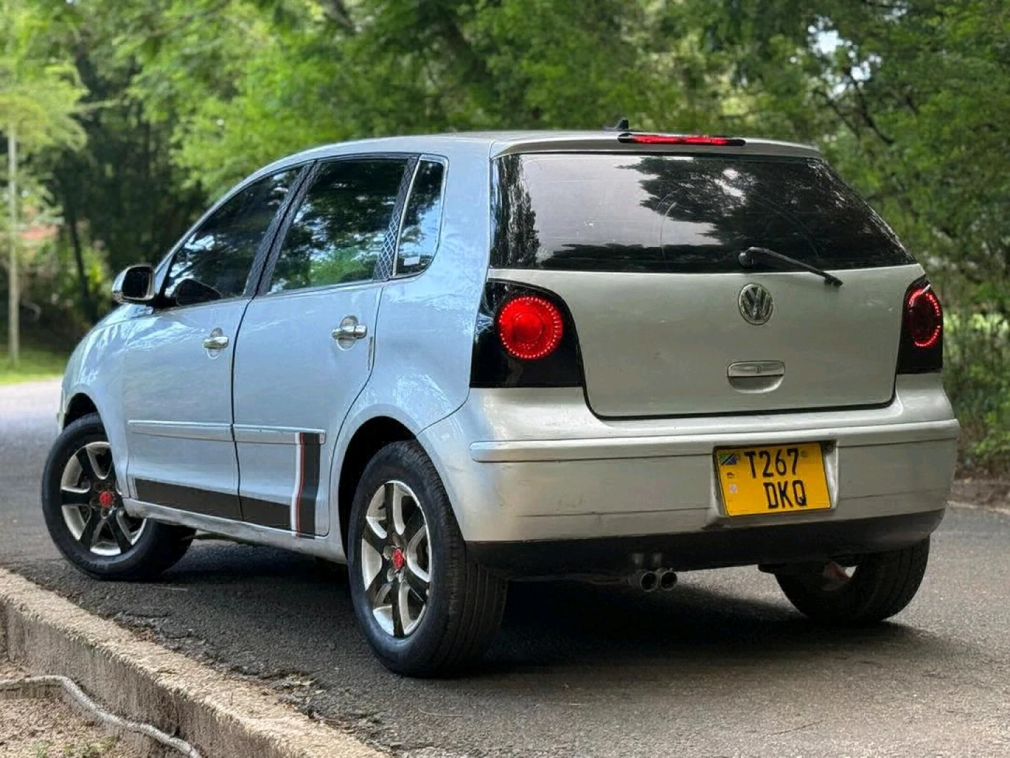 Volkswagen Polo Sedan 1590 Cc thumbnail 5