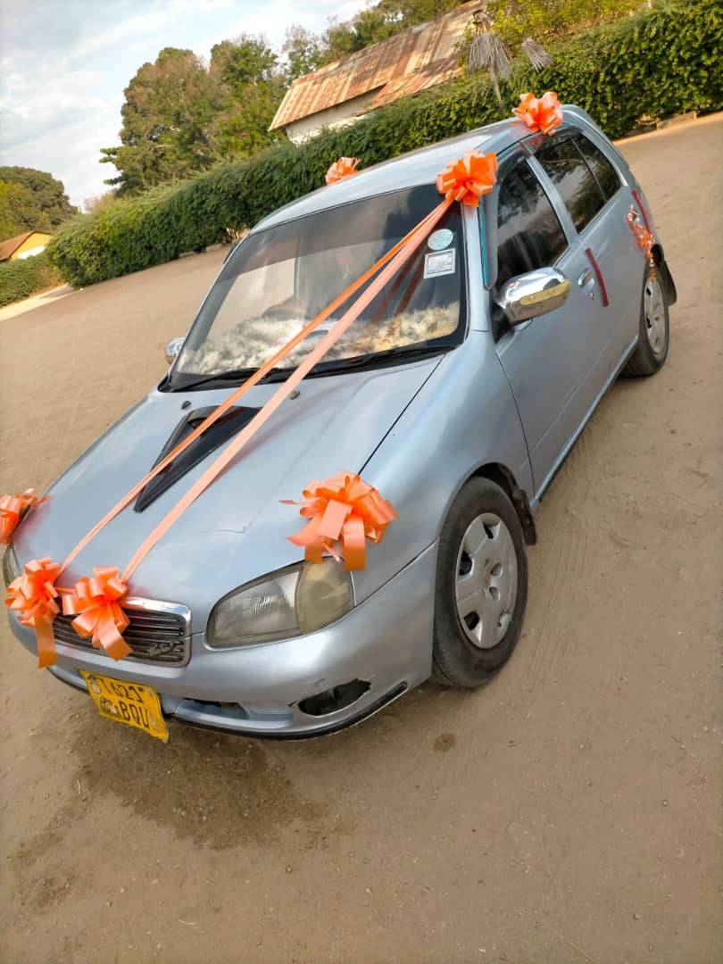 Toyota Starlet 2003, 1300 CC for Sale thumbnail 2