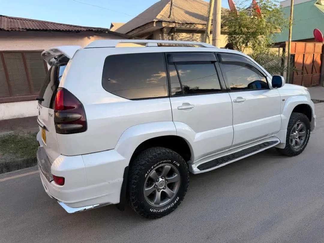 Toyota Land Cruiser Prado TX 120 (2007) thumbnail 5