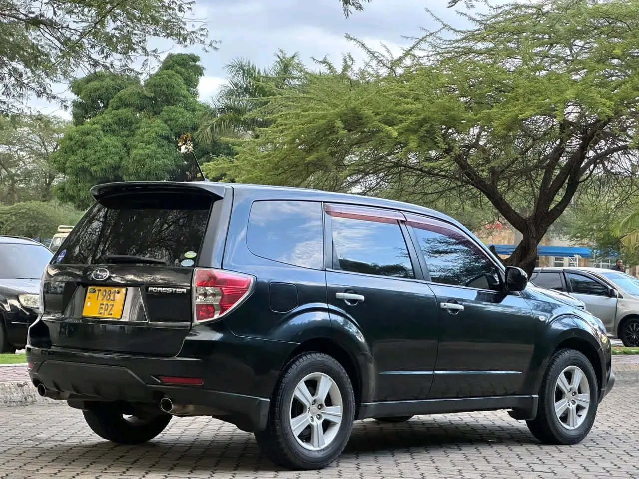 Subaru Forester 2010 EPZ thumbnail 4