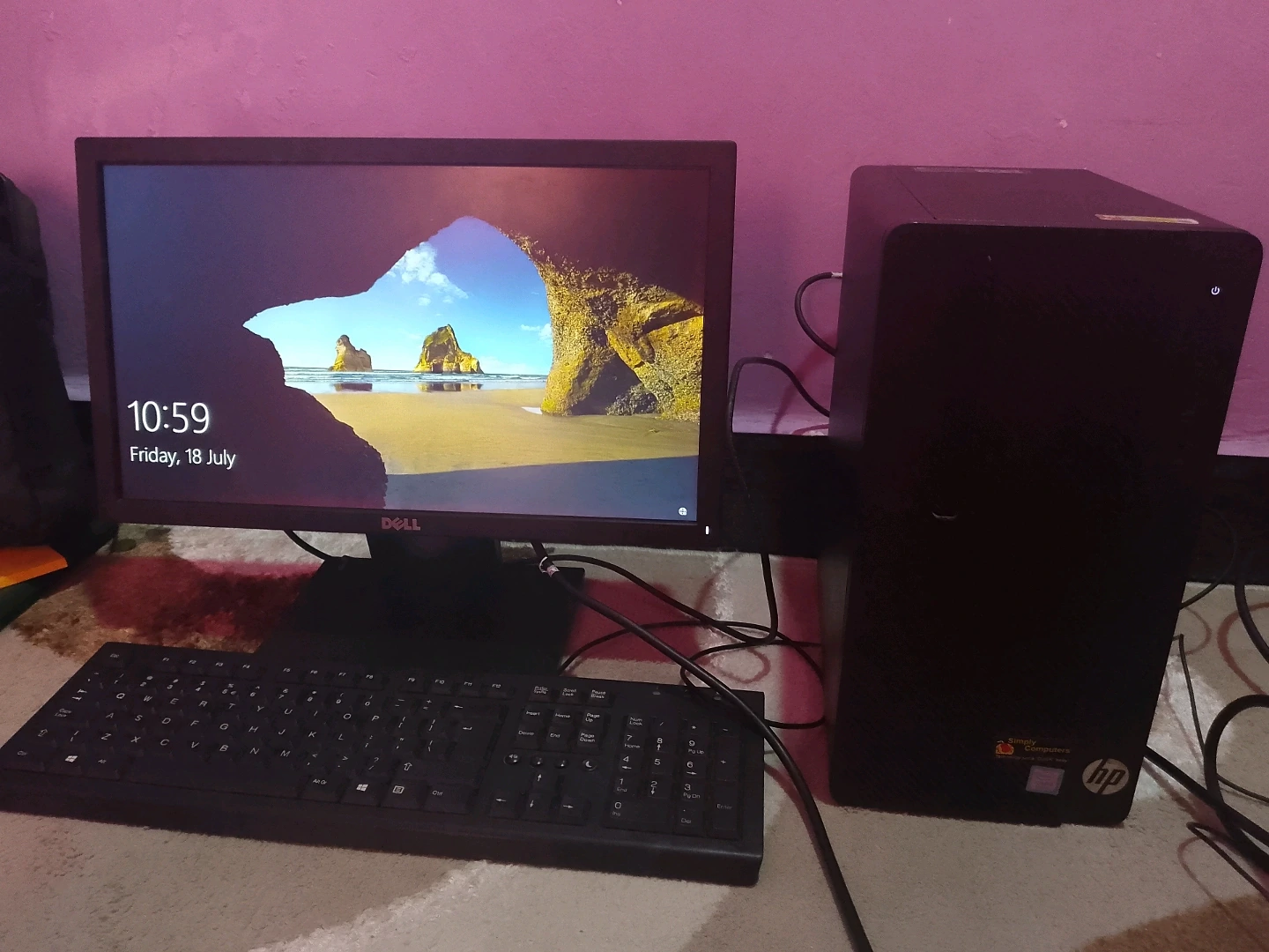 Desktop Computer Full Set (Dell Monitor, HP Tower)