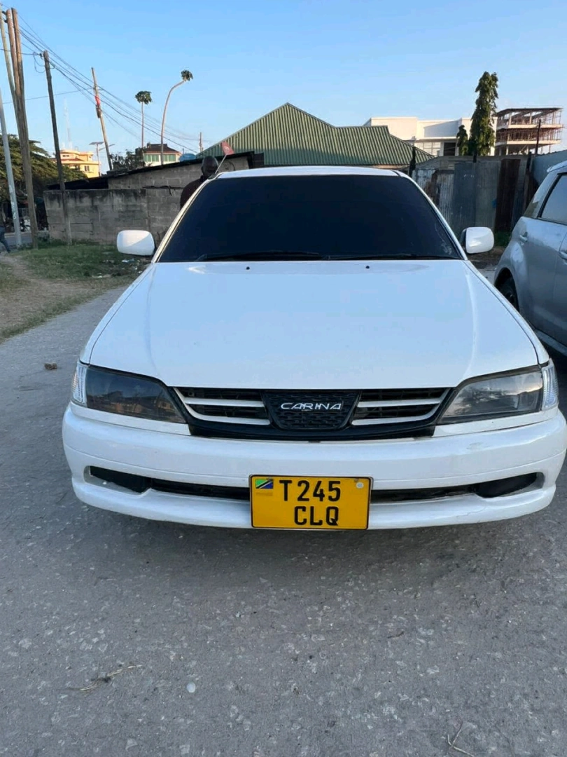 Toyota Carina Ti CLQ Sedan 2000