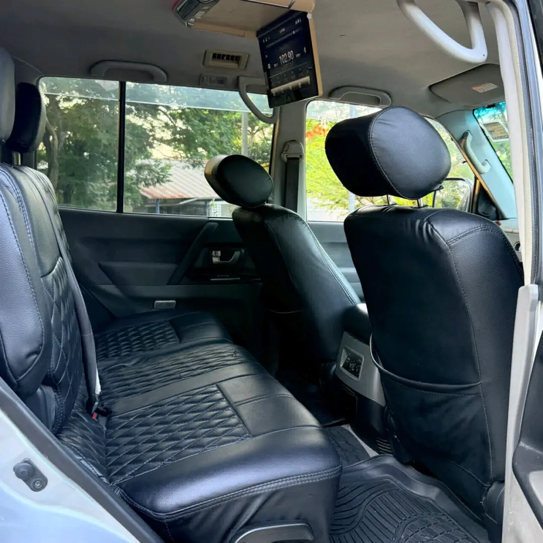 2004 Mitsubishi Pajero GDI ECL, Silver thumbnail 6