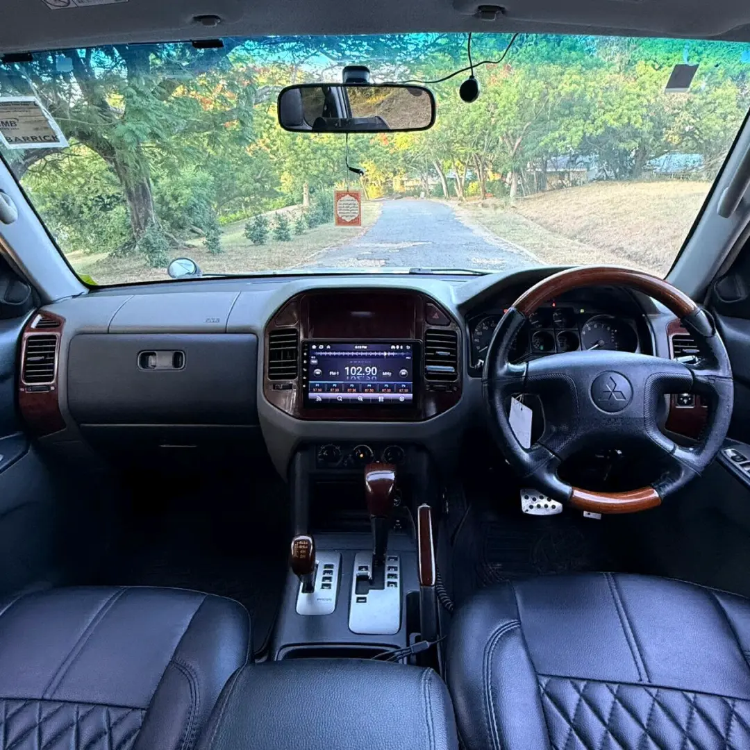 2004 Mitsubishi Pajero GDI ECL, Silver thumbnail 9
