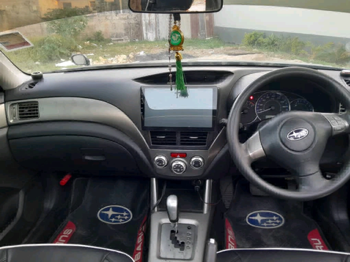 Black Subaru Forester 2010 Automatic SUV thumbnail 7