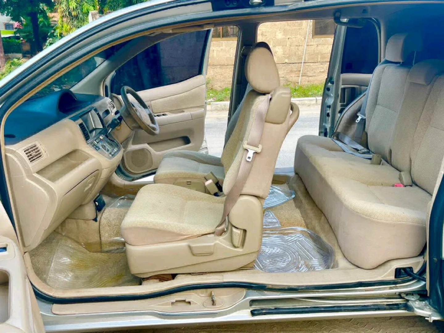 Toyota Raum G Minivan Silver Low Mileage thumbnail 6