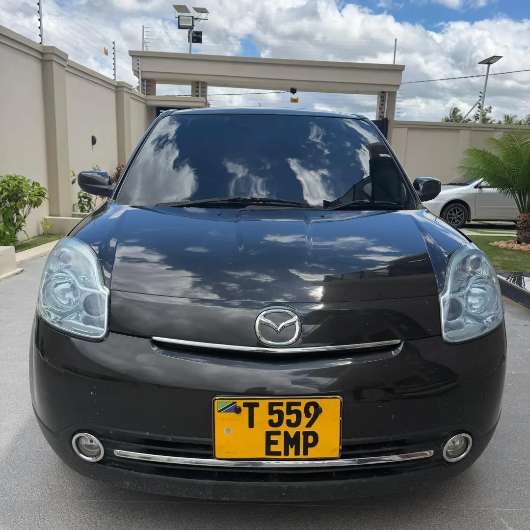 2013 Mazda Verisa - Black