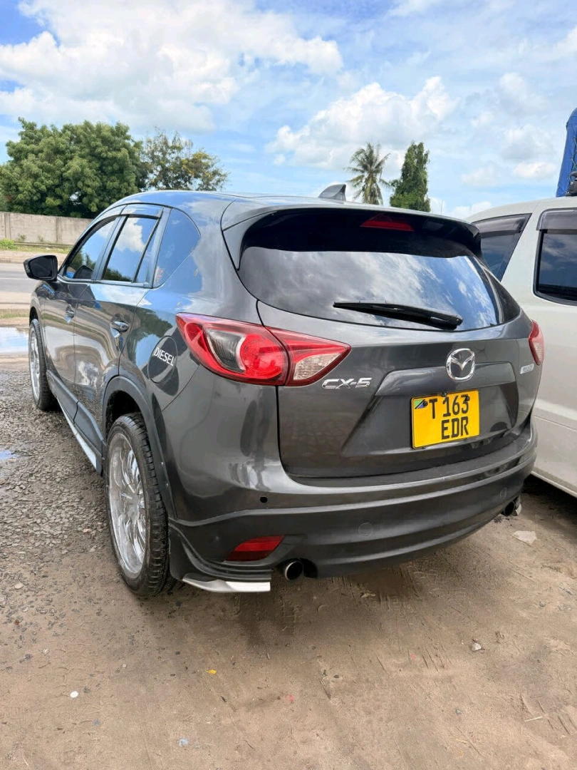 Mazda CX-5 SUV Automatic (T 163 EDR) thumbnail 5