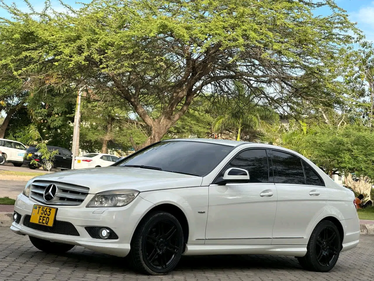 Mercedes-Benz C-Class 2009 Nyeupe DSM thumbnail 5