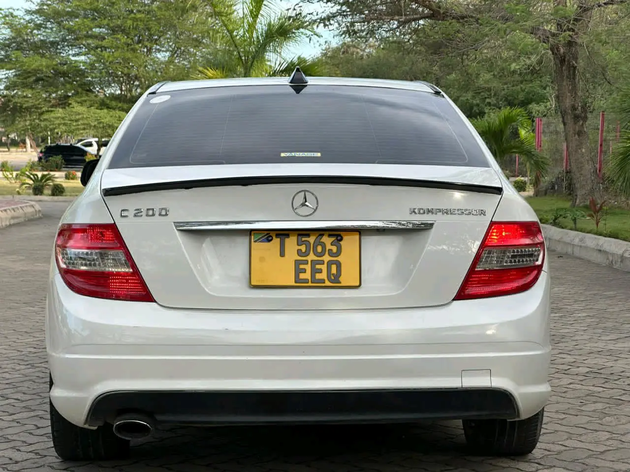 Mercedes-Benz C-Class 2009 Nyeupe DSM thumbnail 9
