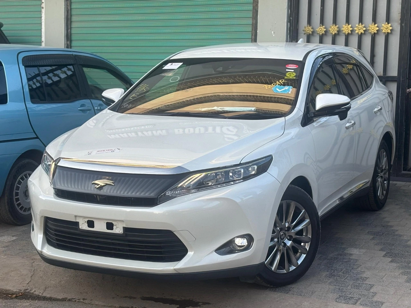 Unregistered 2015 Toyota Harrier (Anaconda) thumbnail 6