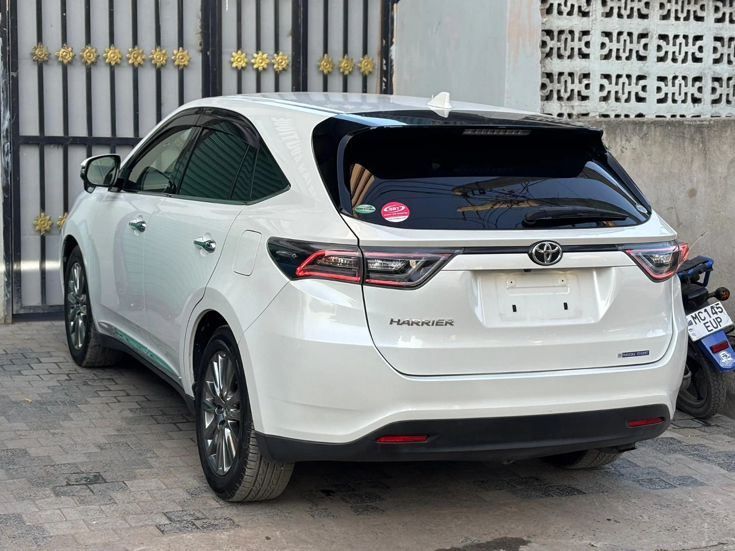 Unregistered 2015 Toyota Harrier (Anaconda) thumbnail 7