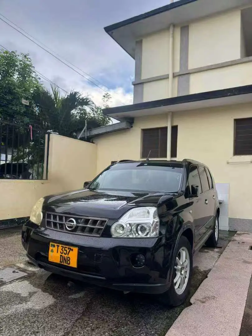 Nissan X-Trail 2010 thumbnail 5