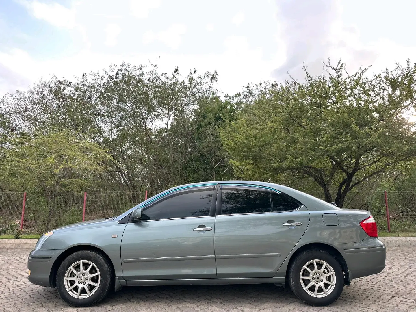 Toyota Premio X 2005 Gray thumbnail 7