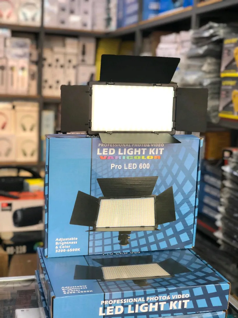 Pro LED 600 Professional Photo Video Light Kit