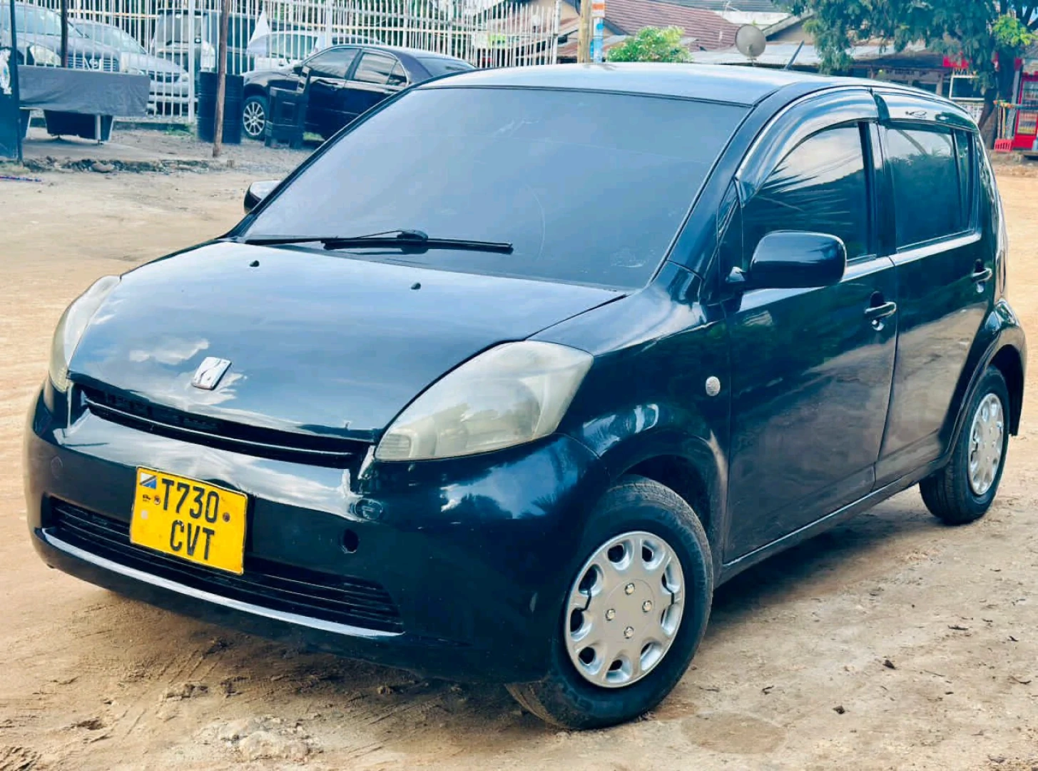 Toyota Passo Hatchback (Black) thumbnail 5
