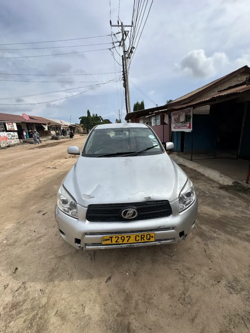 Toyota RAV4 Silver