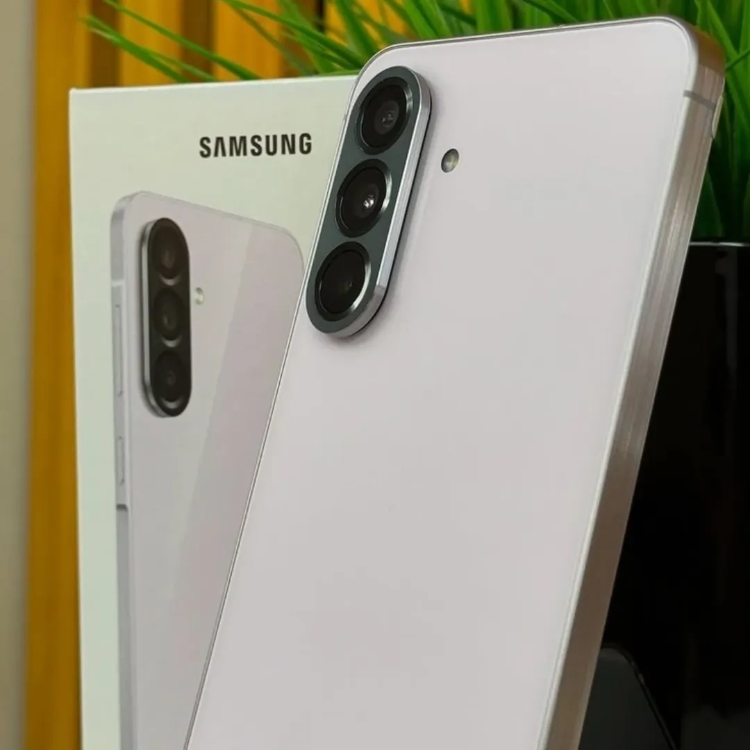 New Samsung Galaxy A56 5G (128GB/256GB) Super AMOLED thumbnail 2