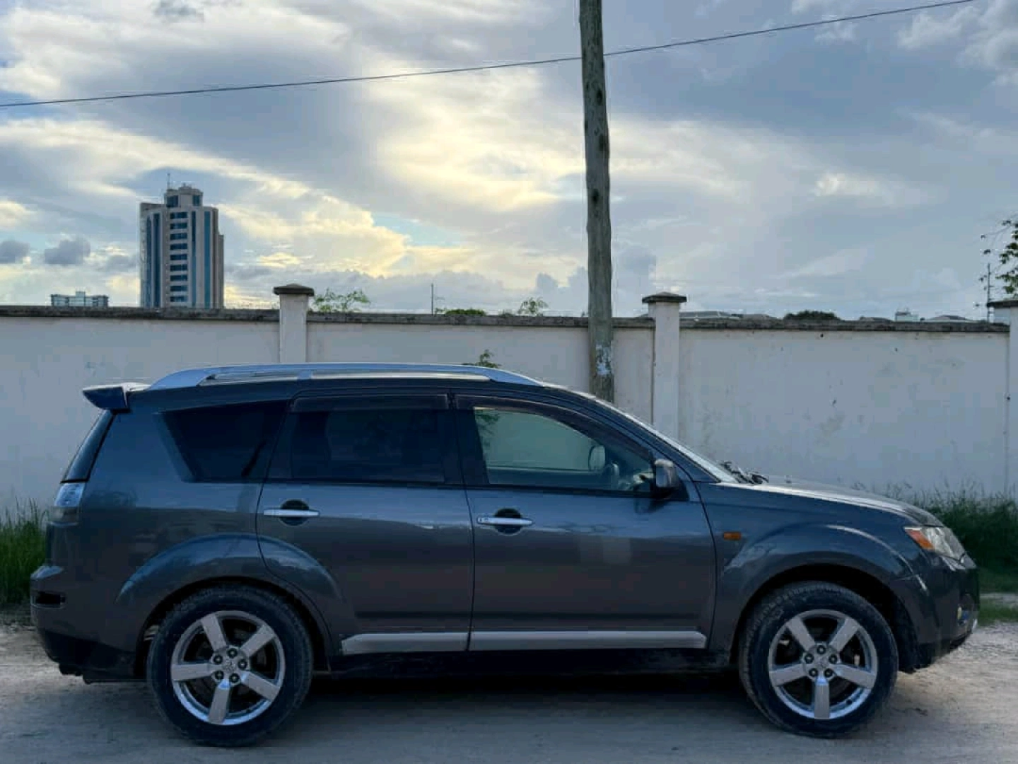 Mitsubishi Outlander thumbnail 9