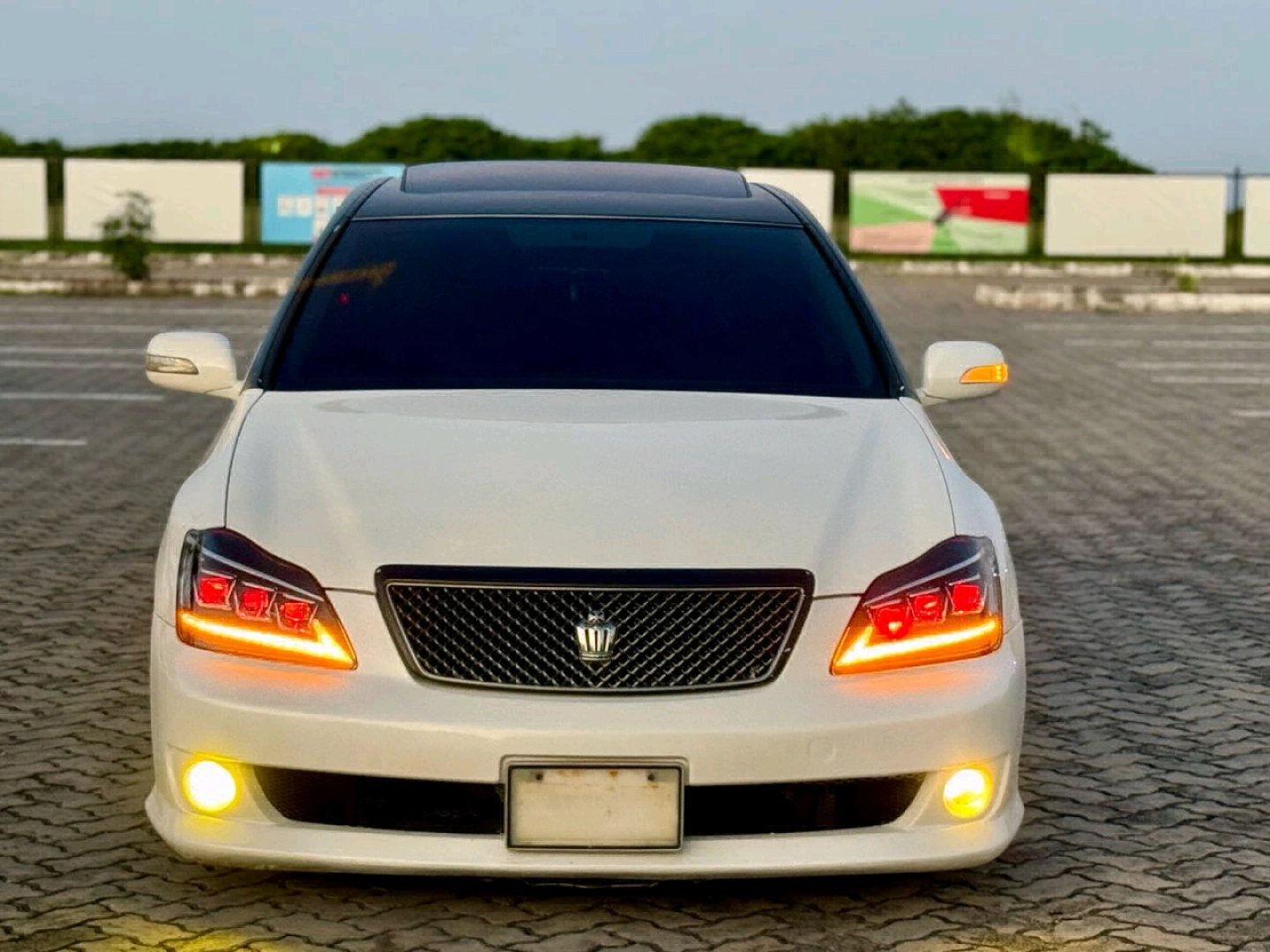 Toyota Crown Athlete 2005 Full Option EAB thumbnail 4