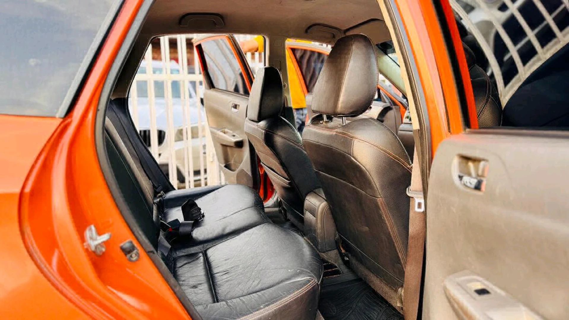 Subaru Impreza 2011 Orange Sedan thumbnail 7
