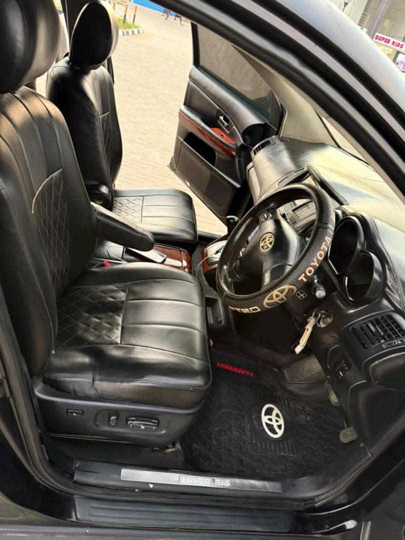 Toyota Harrier Full AC Music System thumbnail 7