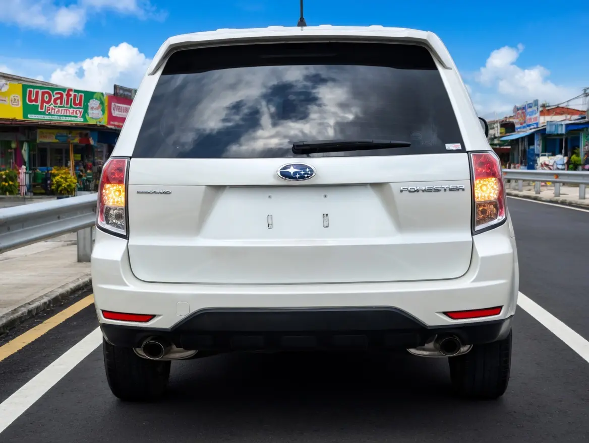2012 Subaru Forester (SHJ) thumbnail 4