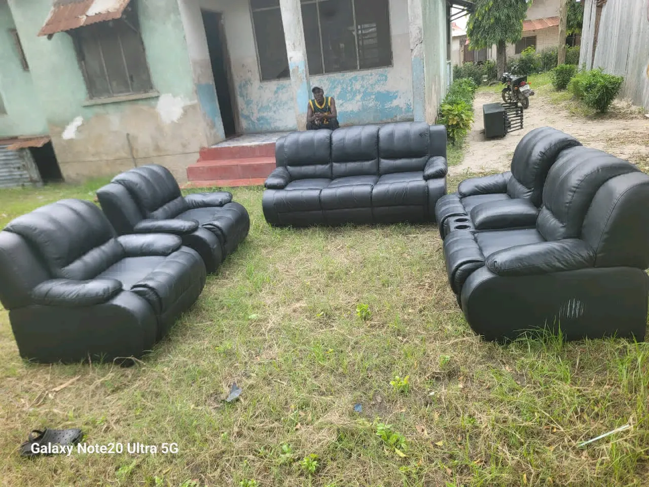 Recliner Sofa Set (3:2:1:1) - Leather thumbnail 5