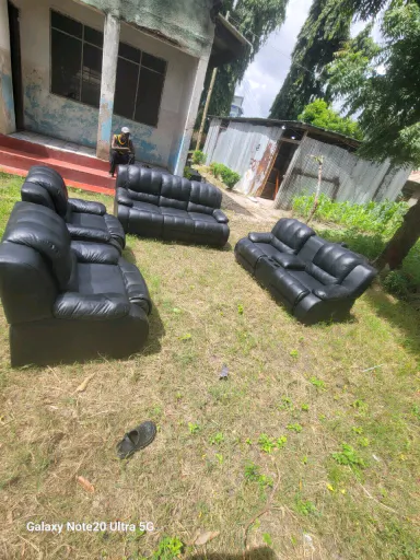 Recliner Sofa Set (3:2:1:1) - Leather