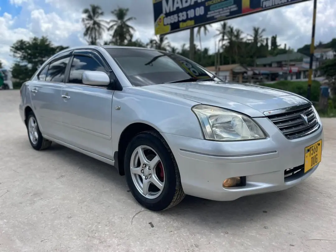 Toyota Premio F thumbnail 2