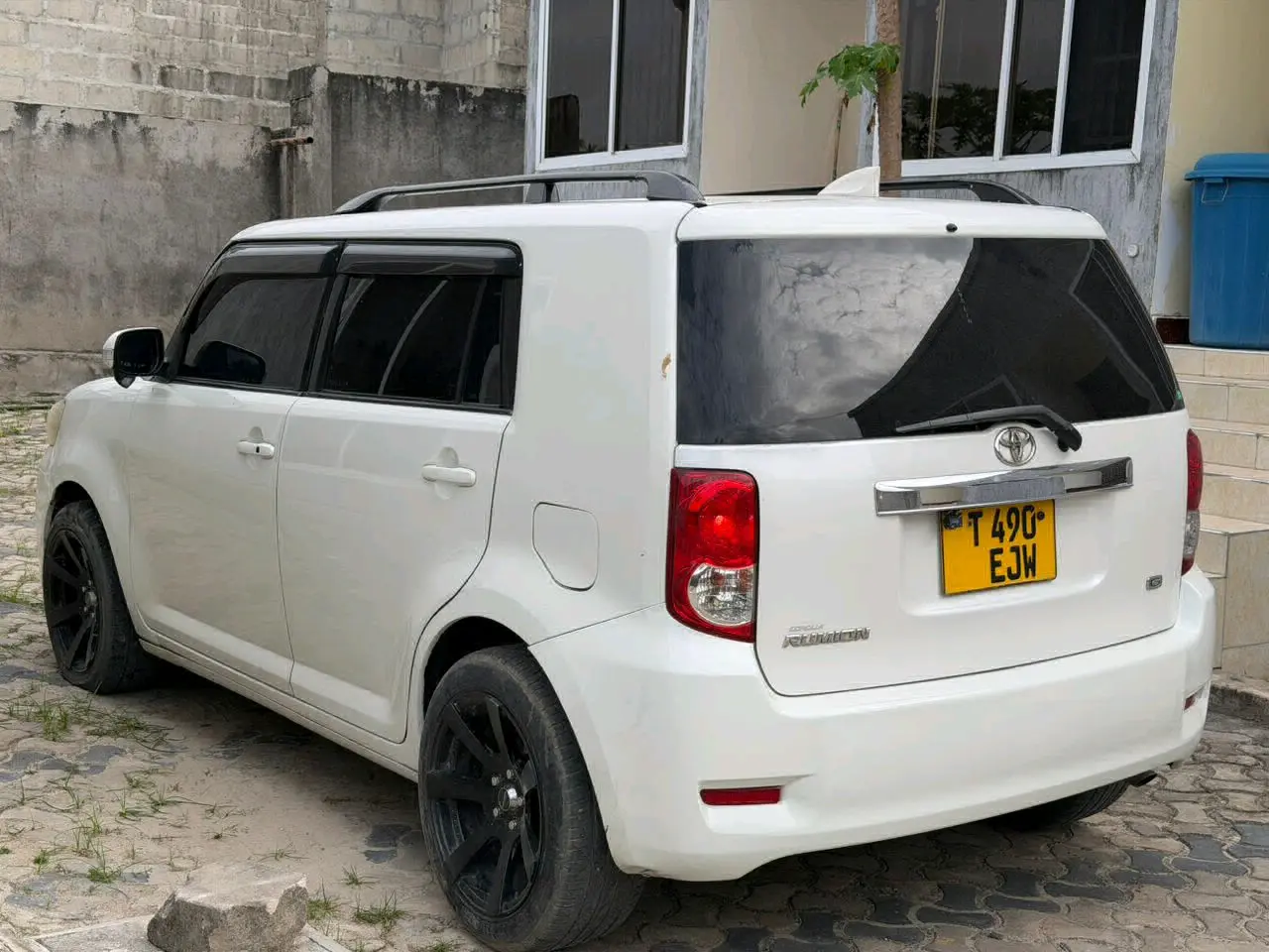 Toyota Rumion 2008, White, 1.5L Engine thumbnail 5
