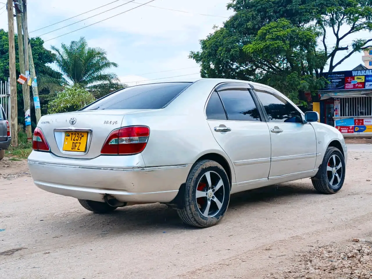 Toyota Brevis Sedan Silver 2490cc thumbnail 8
