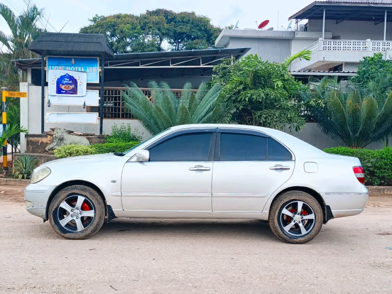 Toyota Brevis Sedan Silver 2490cc thumbnail 9