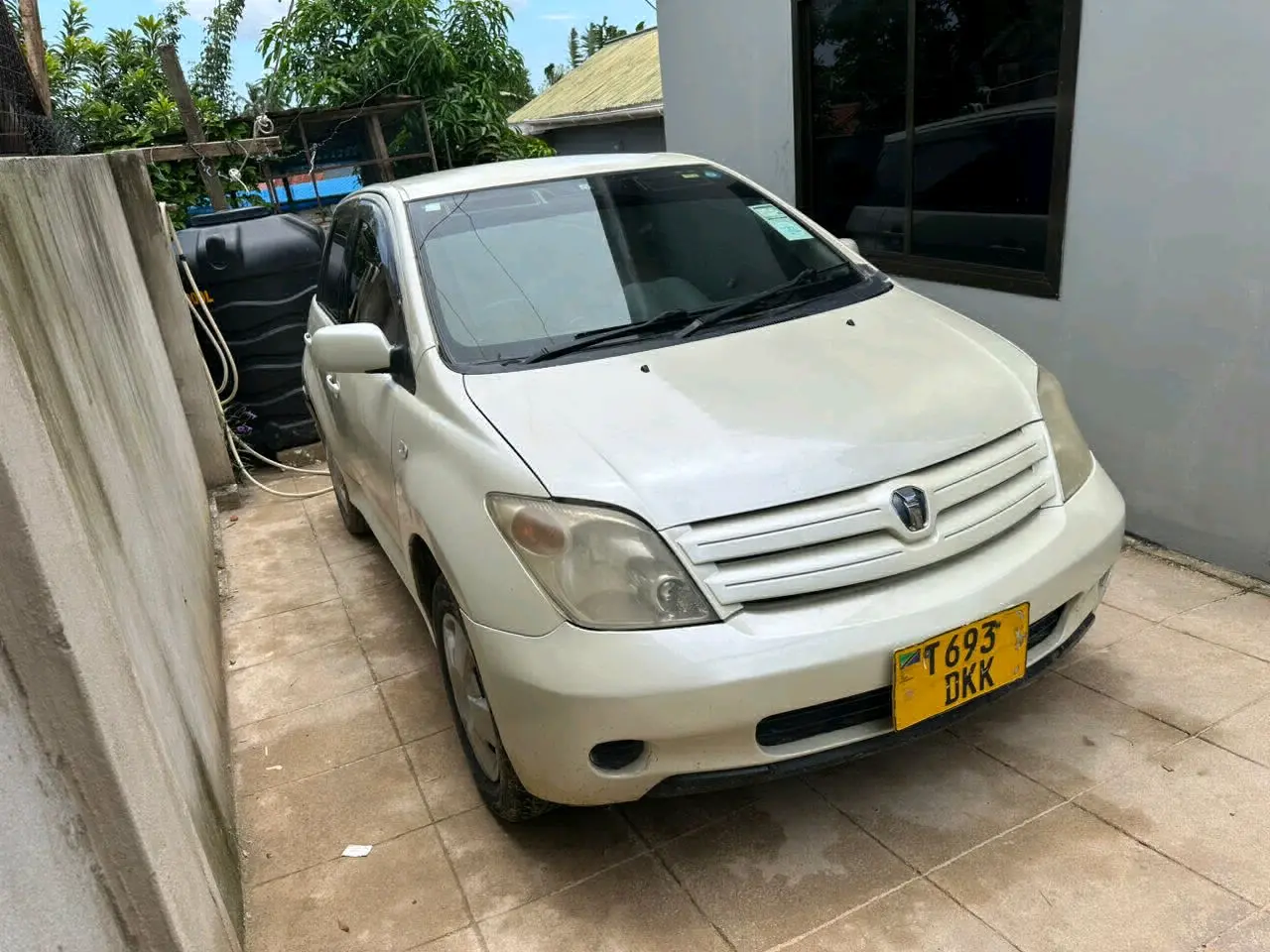 Toyota Ist Nyeupe Inauzwa thumbnail 5