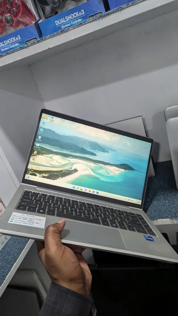 HP ProBook 440 G8 (11th Gen, 8GB, 256GB SSD)