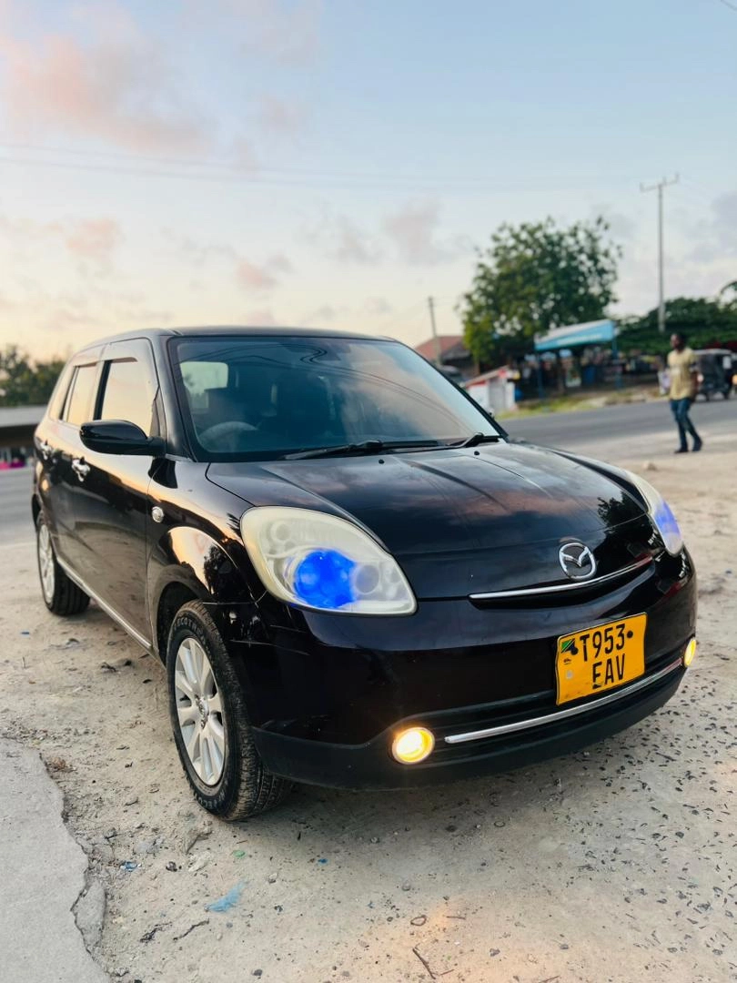 Mazda Verisa 1490cc Full AC thumbnail 8