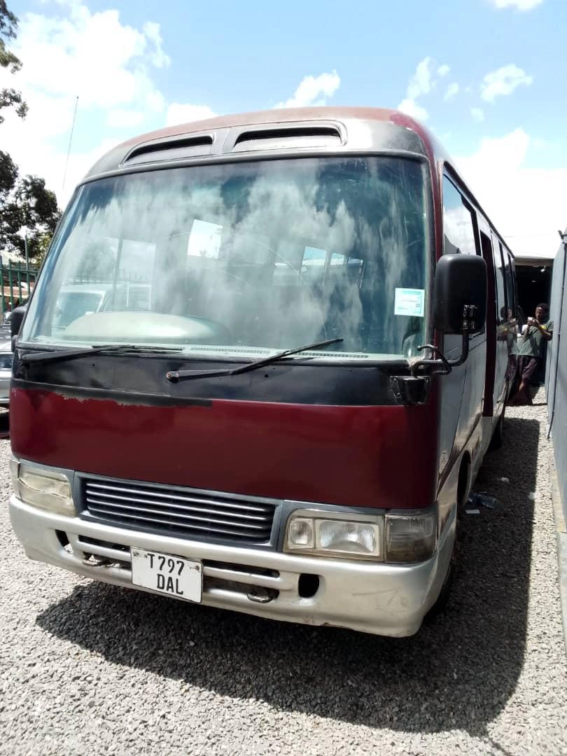 Toyota Coaster Bus Year 2000 Diesel thumbnail 5