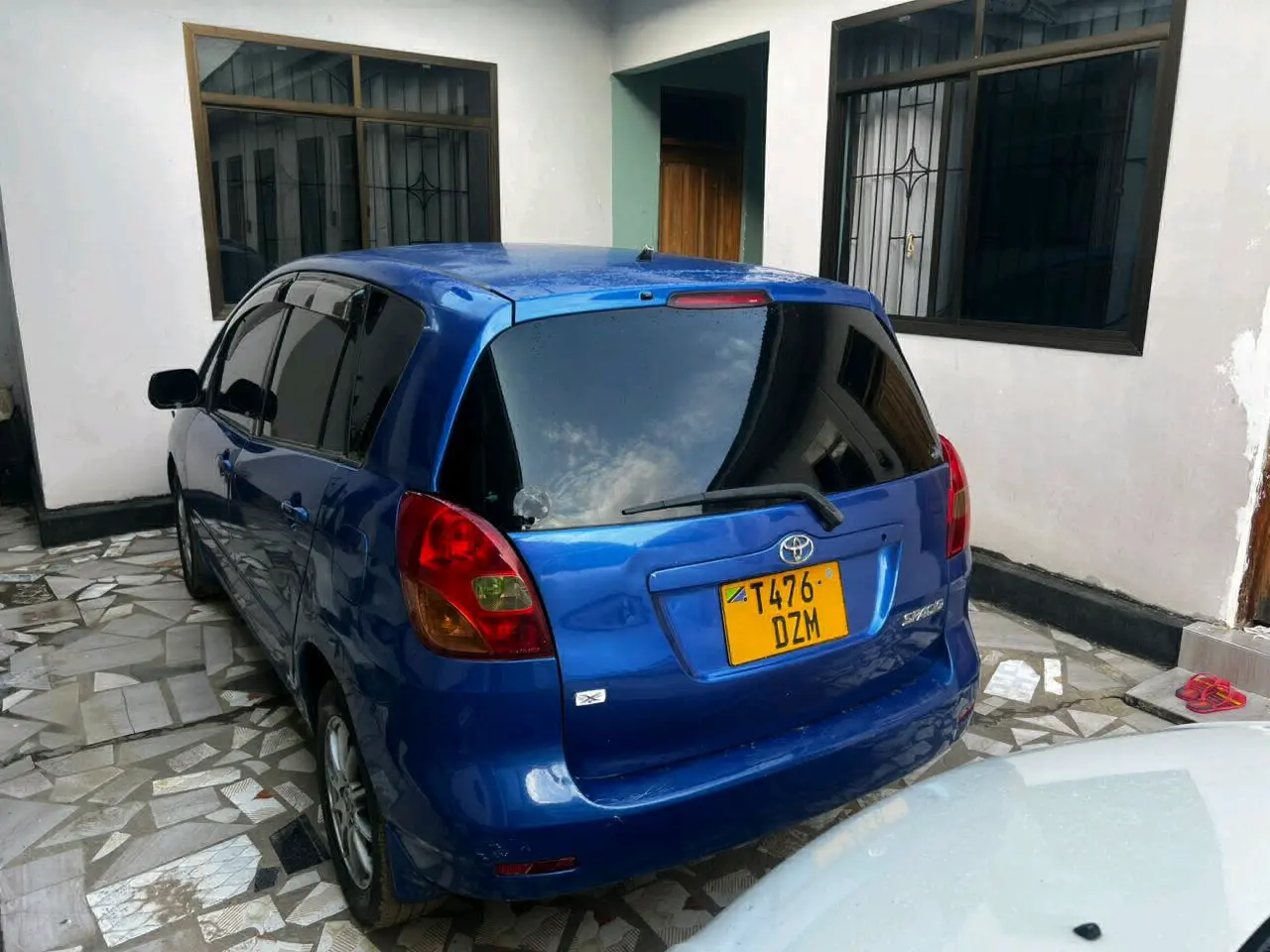 Toyota Spacio DZM thumbnail 3