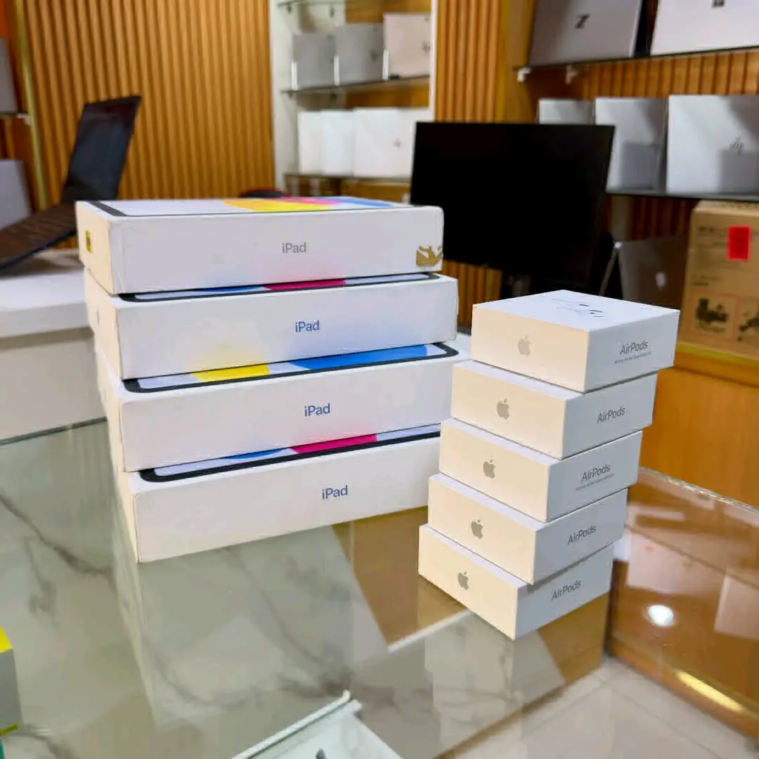 New Pink Apple  iPad [2025] _Also known as Apple iPad 11th Gen, Apple iPad (11th generation), Apple iPad 11-inch (A16)_ thumbnail 4