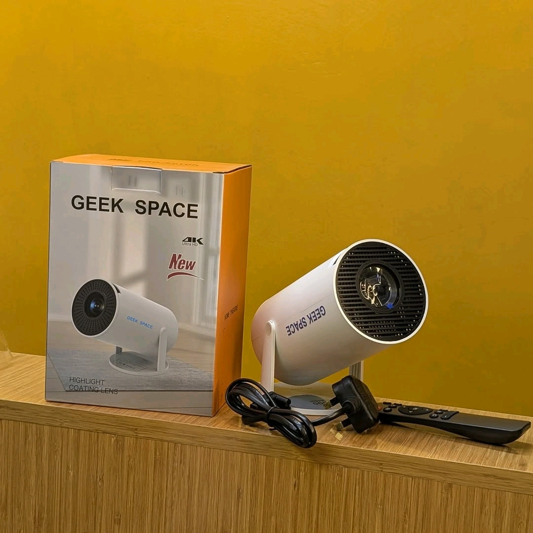 GEEK SPACE HY300 Portable Smart Mini Projector (Android 11)