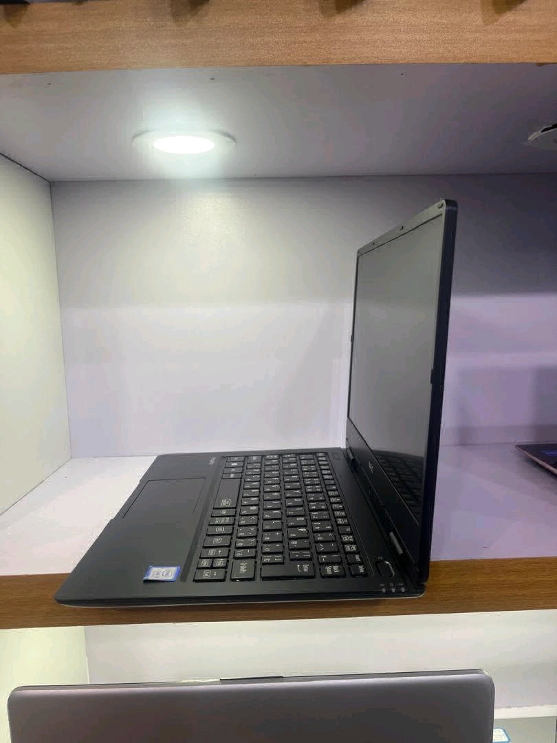 NEC VersaPro Netbook Core i7 7th Gen 8GB RAM 256GB SSD thumbnail 2